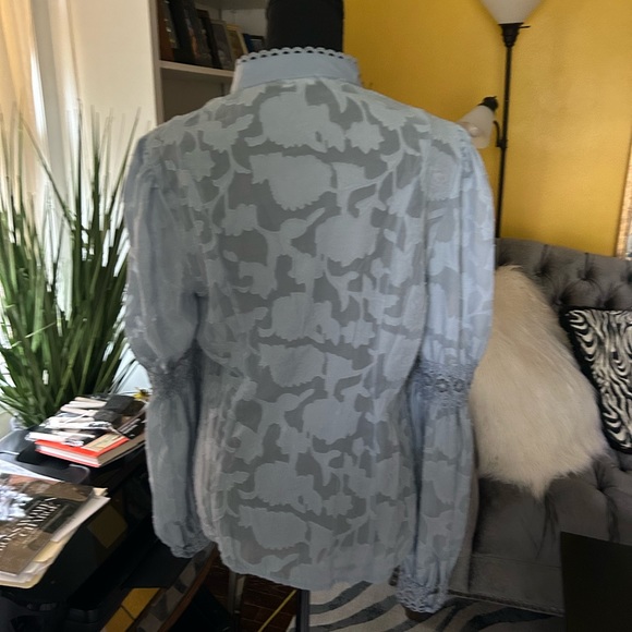 Fashion Nova baby blue lace blouse - Picture 11 of 16